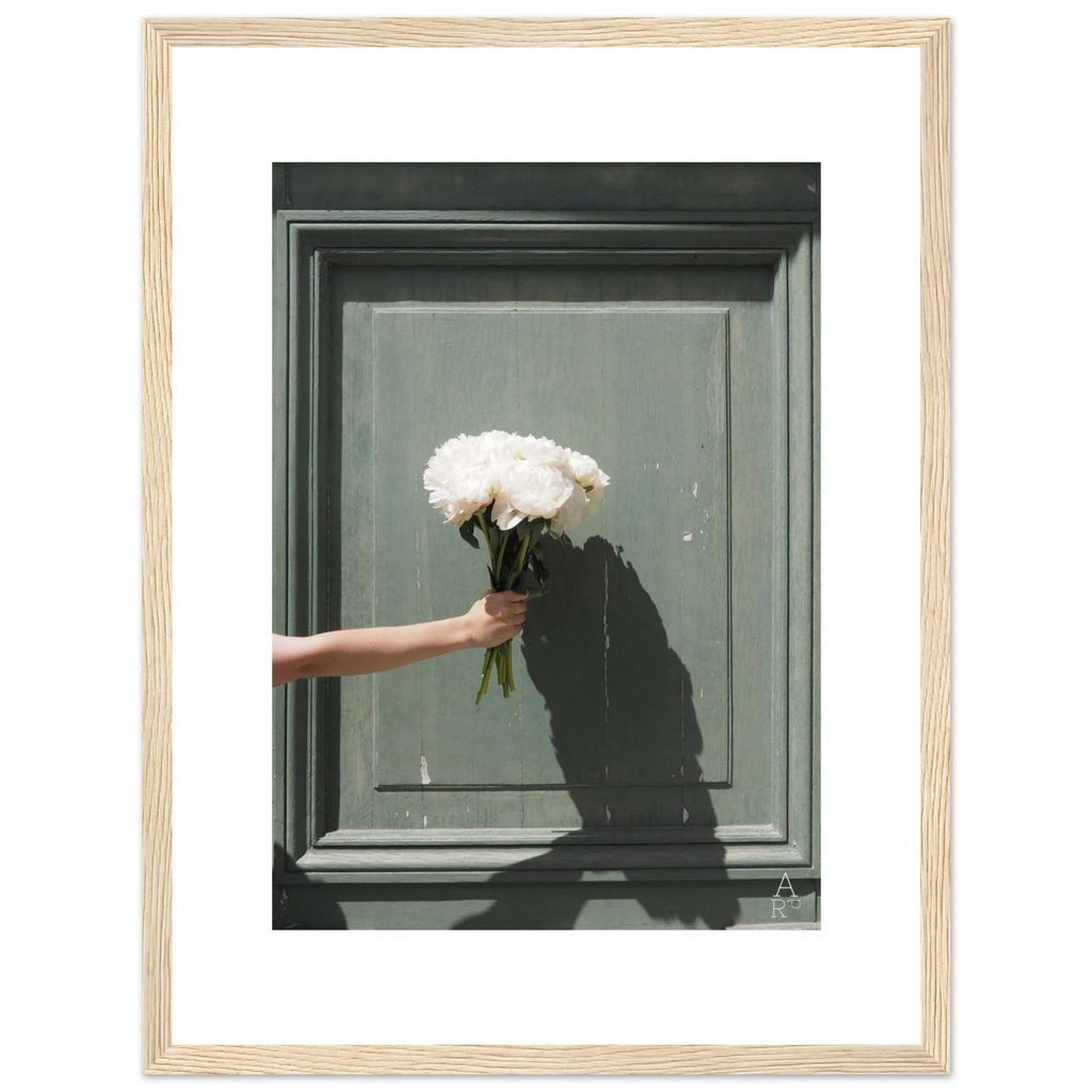 Le bouquet, photographie florale en cadre bois – Aude de Riberolles