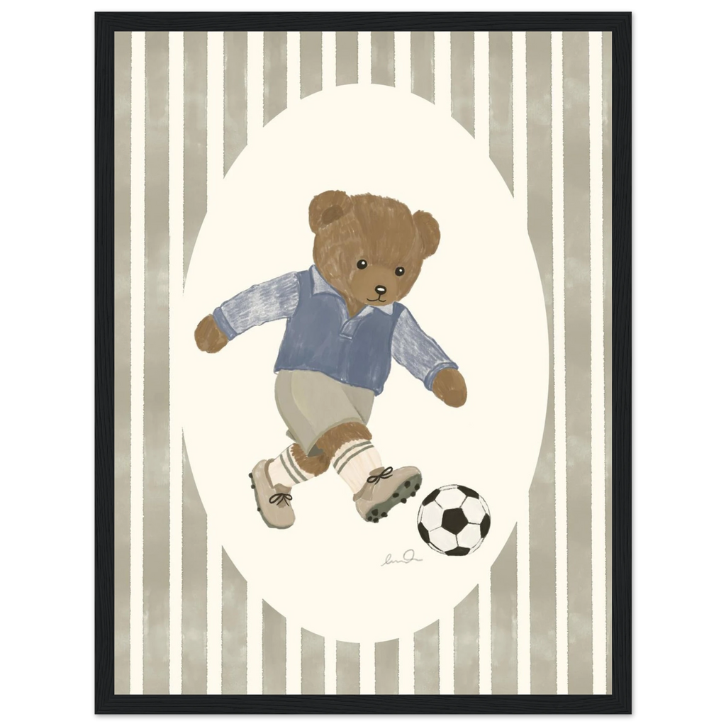 L'ourson joueur de soccer, affiche illustrée d'Émilie J. Ouellet encadrée – visuel 8